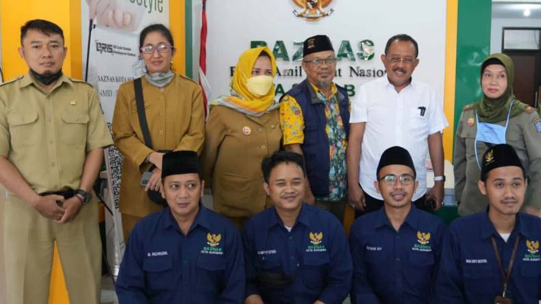 Cak Ji Apresiasi Program Tebus Ijazah BAZNAS Kota Surabaya PDI