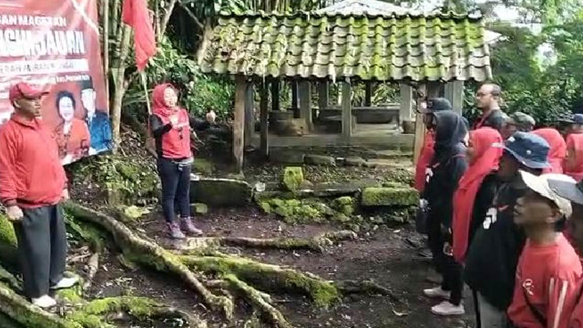 Dpc Magetan Dan Kader Kader Banteng Panekan Bersih Bersih Sungai Dan