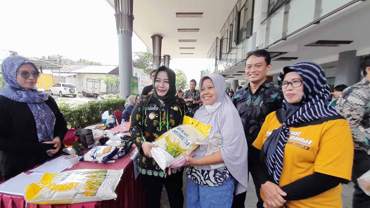 Bupati Sugiri Bersama Pwi Ponorogo Nobar Dan Diskusi Film Silat Tani