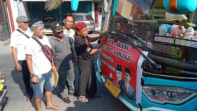 Ikuti Deklarasi Dukung Ganjar Pranowo Dua Bus Projo Se Jatim Meluncur