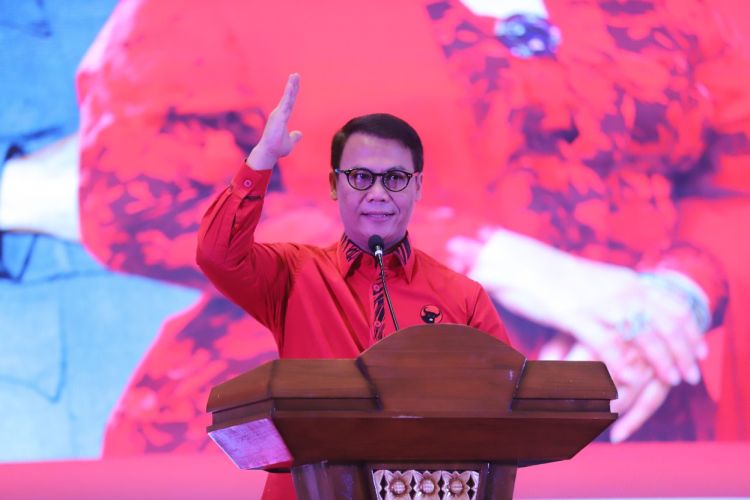 Ahmad Basarah Membuka Bimtek Anggota Fraksi Pdi Perjuangan Se Indonesia