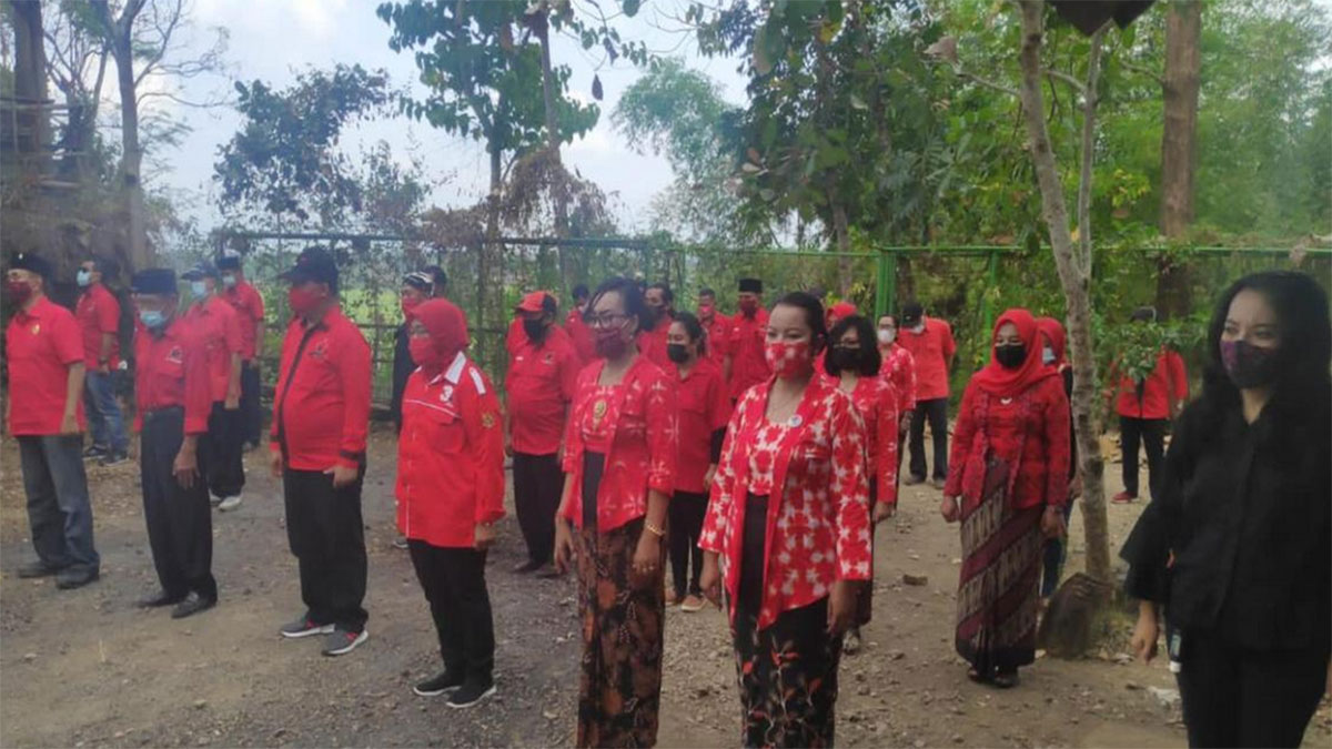 Banteng Tulungagung Gelar Upacara Hari Lahir Pancasila Di Gunung Budeg