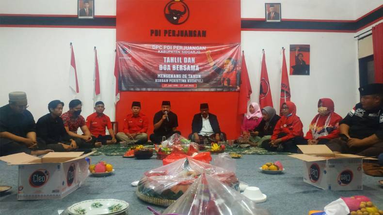 Peringati Kudatuli, DPC Sidoarjo Tahlilan Dan Beberkan Sejarah Kepada ...