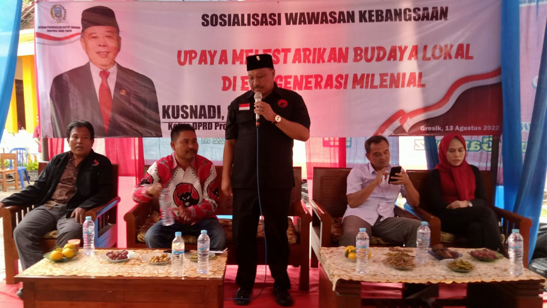 Di Sosialisasi Wawasan Kebangsaan Ketua DPRD Jatim, Mujid Riduan Ingatkan Peserta Amalkan Pancasila