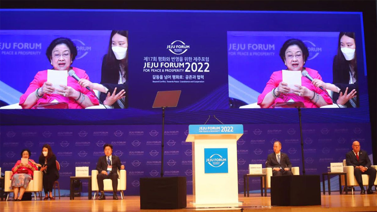 Di Jeju Peace Forum, Megawati Serukan Stop Perang