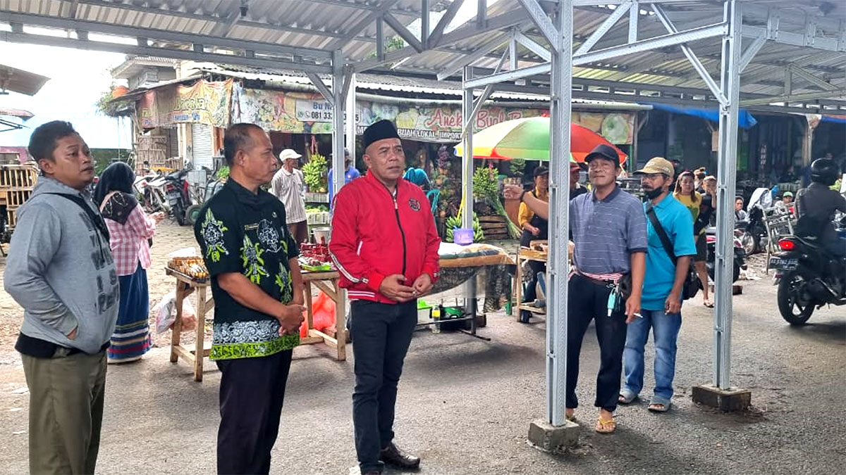 Tinjau Relokasi Pasar Kesamben, Budi Susila Jaya: Alhamdulillah Pedagang Sudah Jualan Kembali