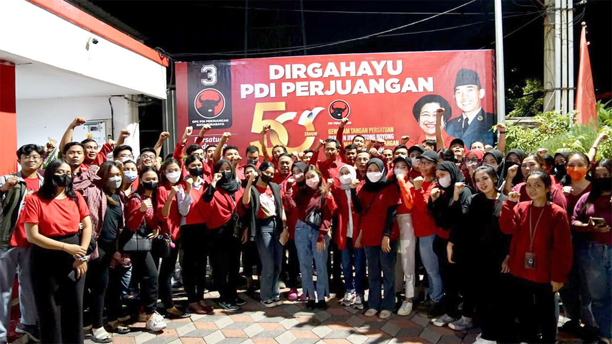 Ikut Paduan Suara HUT ke-50 PDI Perjuangan, Milenial dan Mahasiswa Surabaya Bangga dan Antusias!