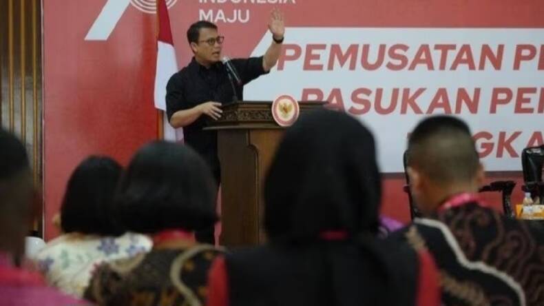 Buka Diklat Pembinaan Ideologi Pancasila Bagi Calon Paskibraka Nasional ...