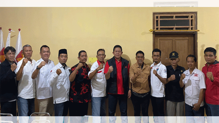 pdip-jatim-240817-9-patpol-dukung-bambang-bayu