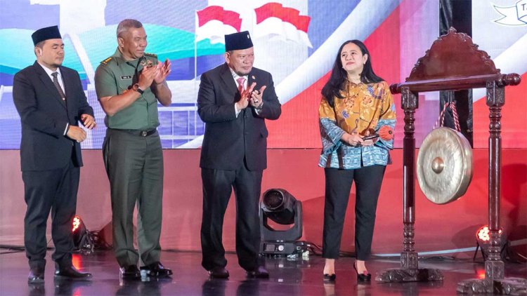 pdip-jatim-240921-pemantapan-anggota-dpr-dpd-1
