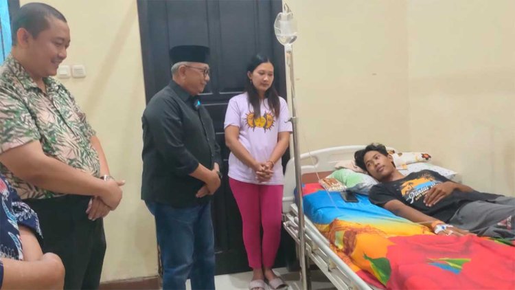 pdip-jatim-241001-keracunan-massal