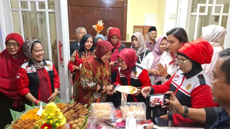 pdip-jatim-241003--tr-rumah-aspirasi-1