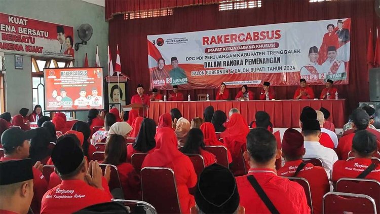 pdip-jatim-241012-rakercabsus-nggalek