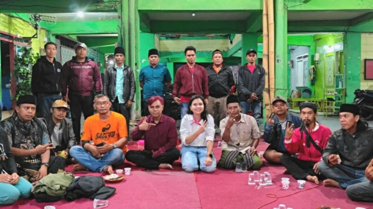 pdip jatim 241020 seniman dukung ganis 1