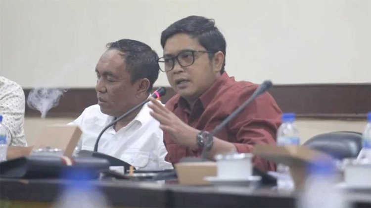pdip-jatim-241107-chandra-dprd-jember