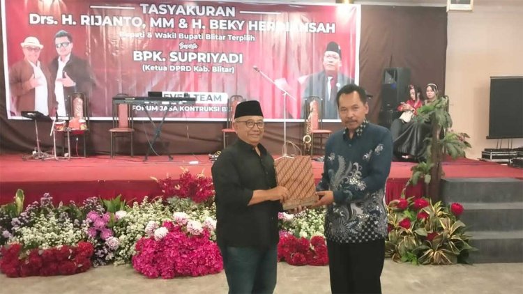 pdip-jatim-241220-syukuran-pilbup-blitar-1