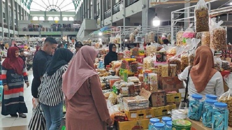 pdip jatim 250512 pasar pon