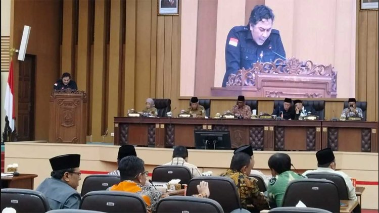 pdip-jatim-250603-pu-fraksi-malang-kab-3