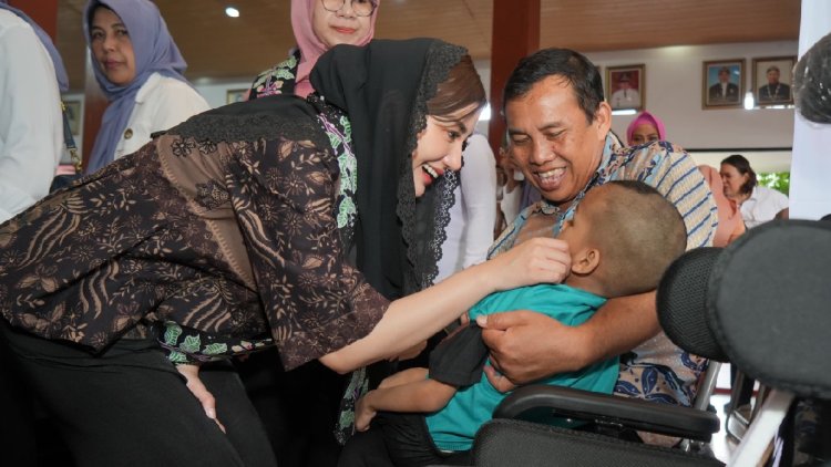 pdip jatim 250623 hari lansia nggalek 2