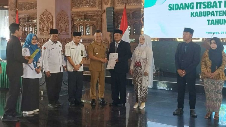 PDIP-Jatim-Sugiri-Sancoko-26082025