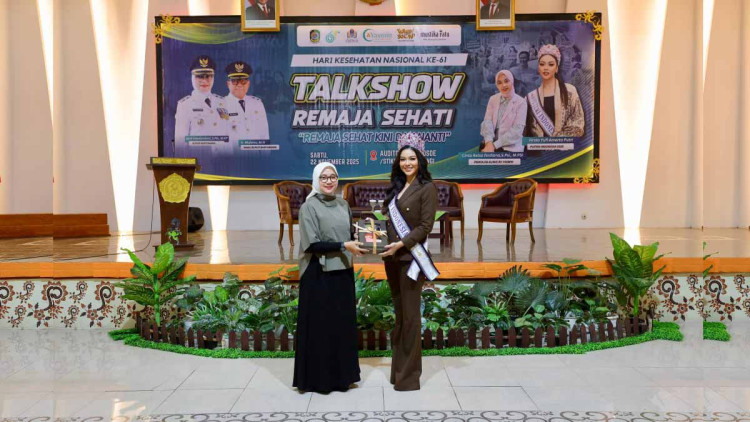 PDIP-Jatim-Ipuk-Fiestiandani-22112025