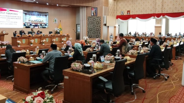 pdip jatim 251101 paripurna madiun kota