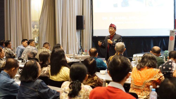 pdip jatim 251131 danro kristiani