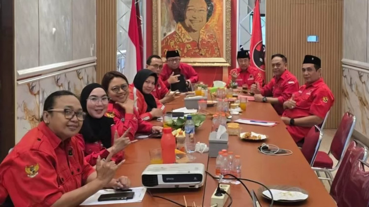 pdip jatim 251205 dpc sby
