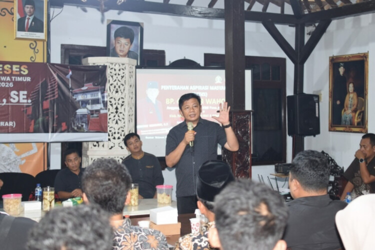 pdip jatim 260211 reses karang taruna 1
