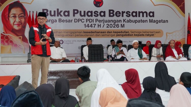 pdip jatim 260314 bukber magetan 1