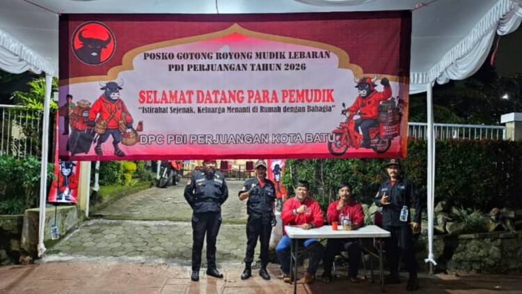 pdip jatim 260320 posko mudik Batu 1