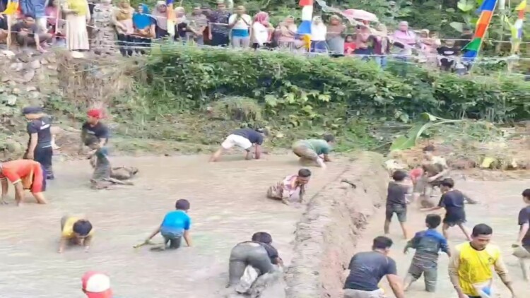 pdip jatim 260329 gogo lele