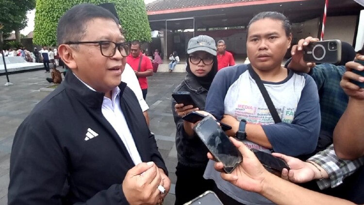 pdip jatim 260329 sekjen di blitar
