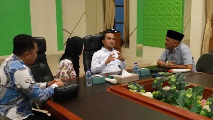 PDIP-Jatim Lukman Hakim 11042026