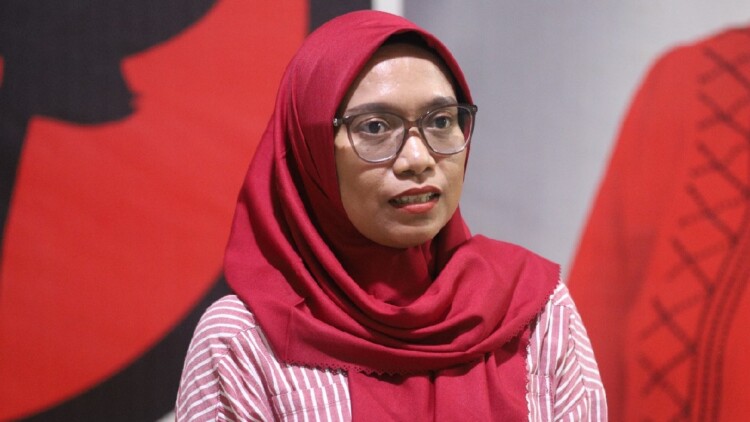 pdip jatim 260409 detty 1