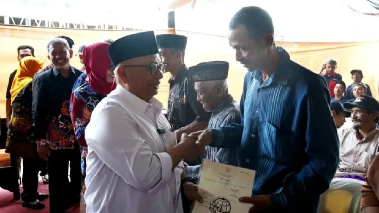 pdip jatim 260412 sertifikasi tanah blitar 1