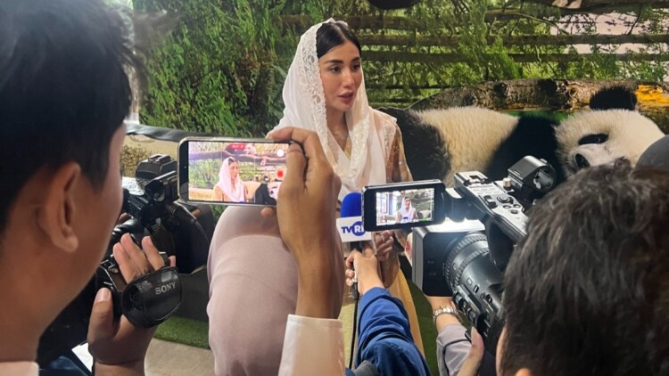 pdip jatim 260414 taman safari