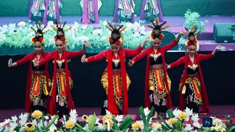 PDIP-Jatim Tari Mayang Rontek 23052026