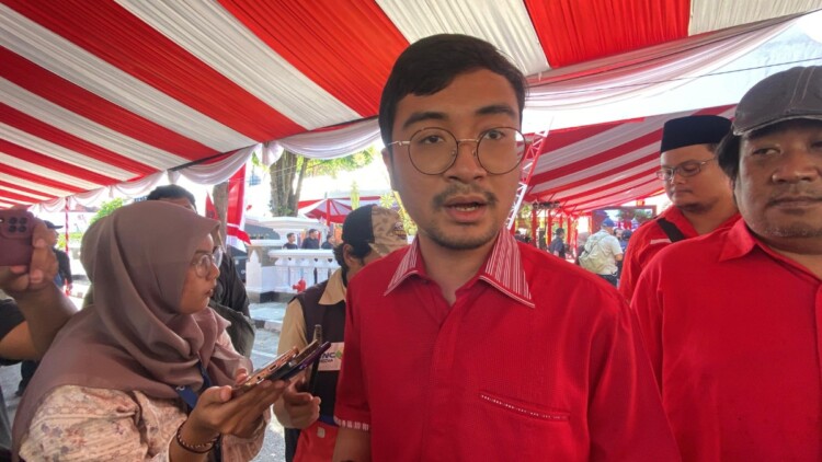 pdip jatim 260617 aryo seno