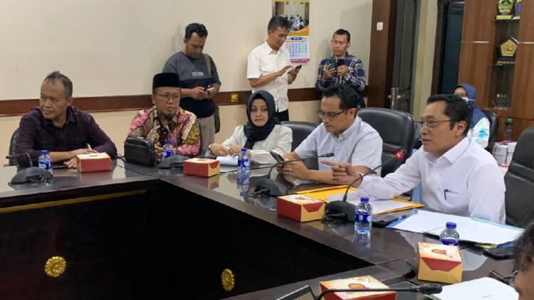 pdip jatim 260617 rdp yon tp