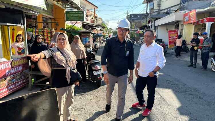 pdip jatim 260703 sidak air bersih
