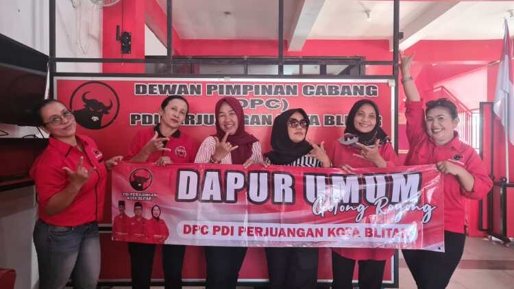 pdip jatim 260710 dapur umum blitar kota