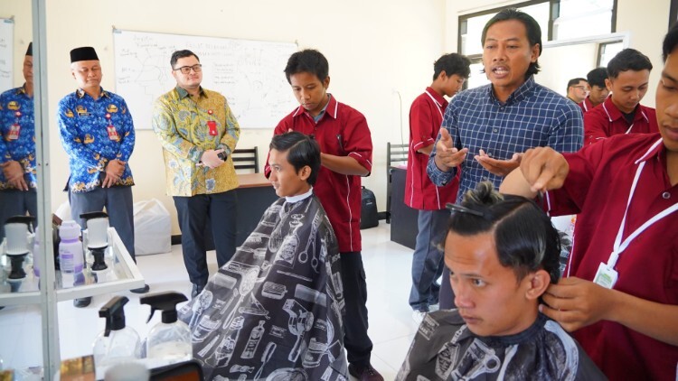 pdip jatim 260718 pelatihan kerja kediri 1