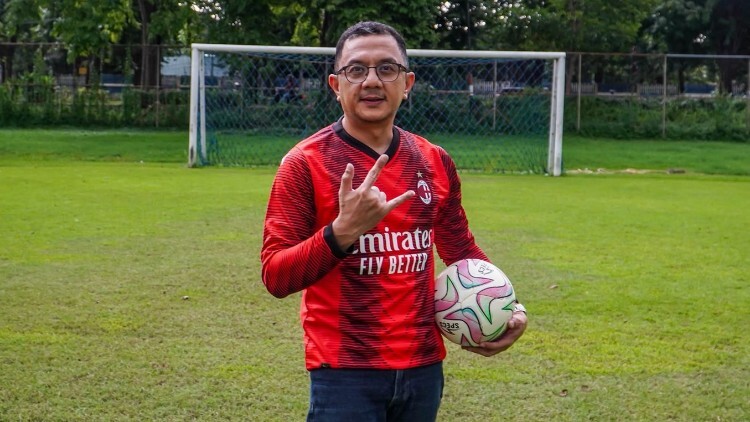 pdip jatim 260729 dw sepak bola