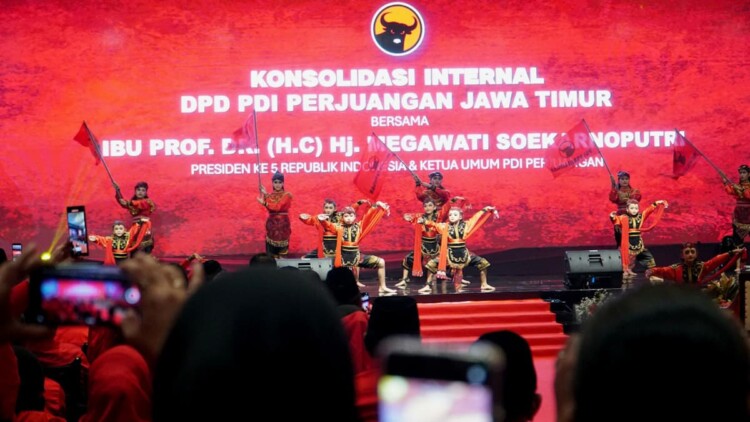 PDIP-Jatim Tarian Remo Gagrak Anyar 24082026
