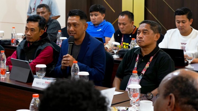 pdip jatim 260809 arief anton