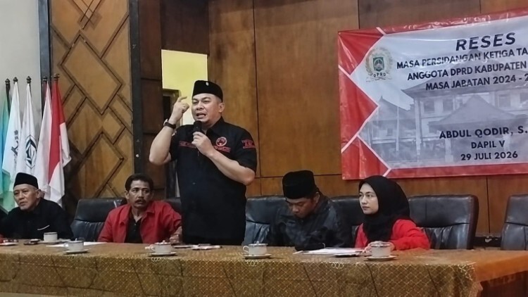 pdip jatim 260810 reses malang