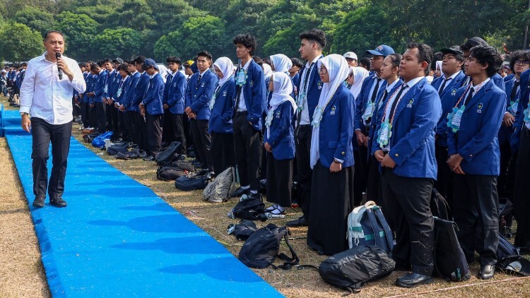 pdip jatim 260811 maba its