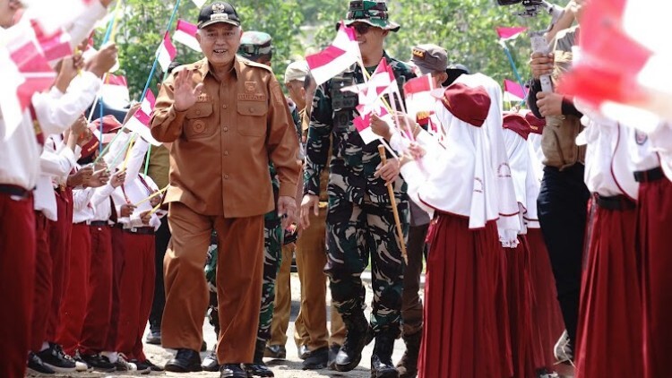 pdip jatim 261013 tmmd malang