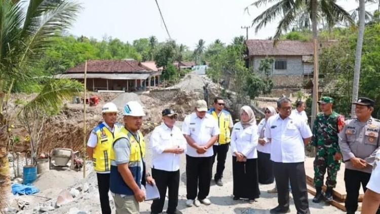 pdip jatim 261015 psd blitar